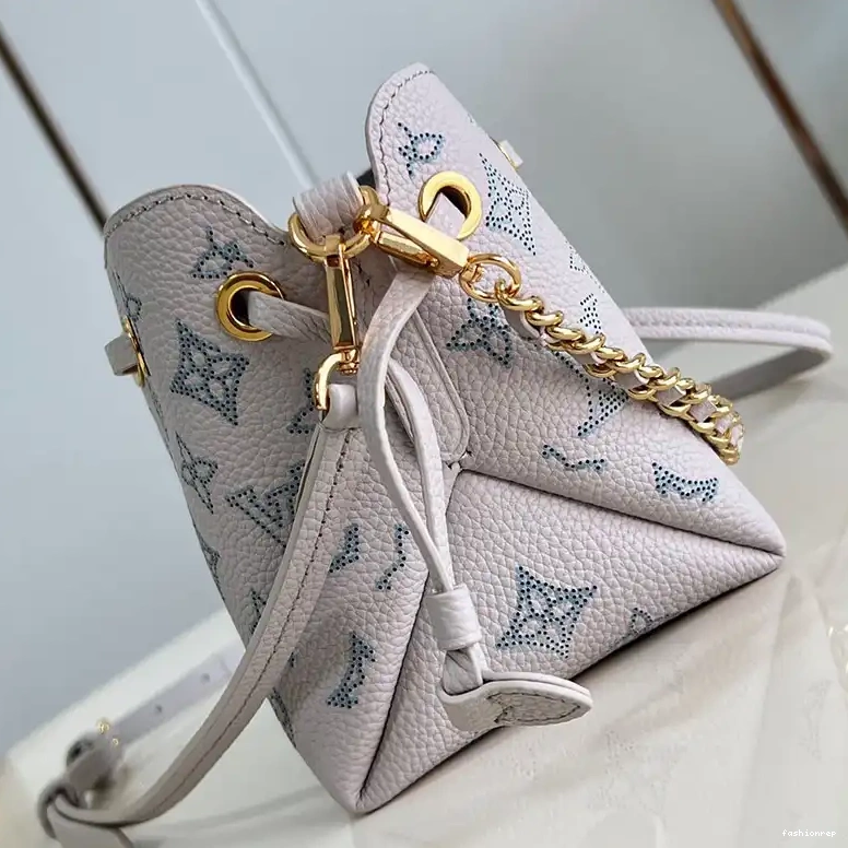 Fashionrepsfam ru LV Bags 2410YA0181 0515